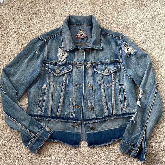 Super Soft Lightweight Denim Jacket 